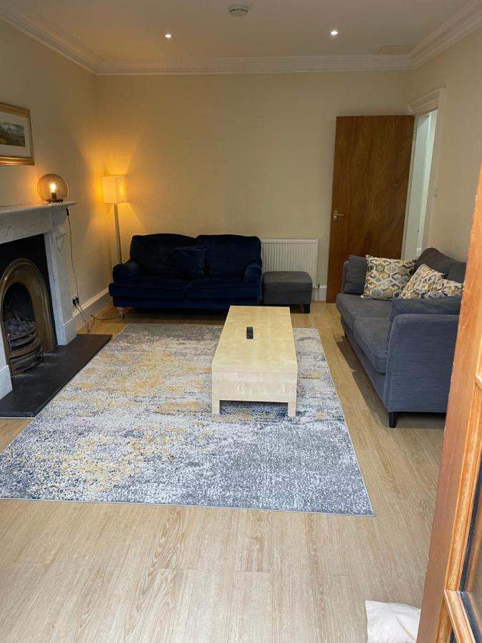 Fantastic Location 10 Mins To Princes Street- 15 To Royal Mile- Main Door-Patio Edinburgh Exterior photo